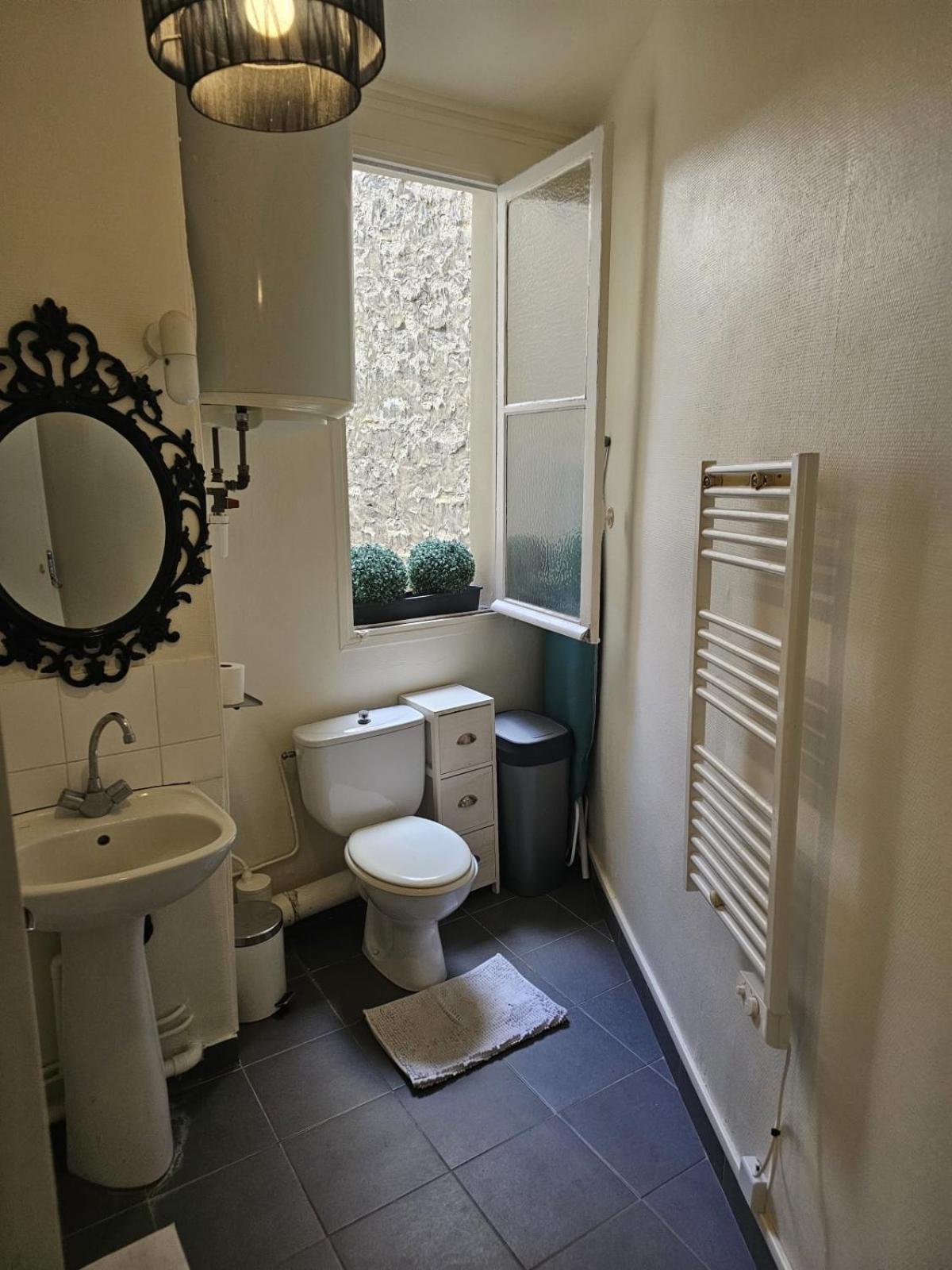 Cozy Apartment In The Heart Of The 10Th Párizs Kültér fotó